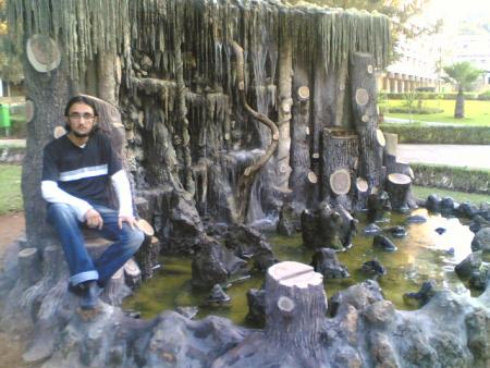 moi 7da nafoura